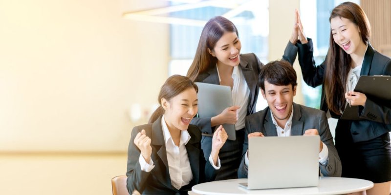 Mỗi nhân viên tại đây đều có chuyên môn cao, kiến thức vững